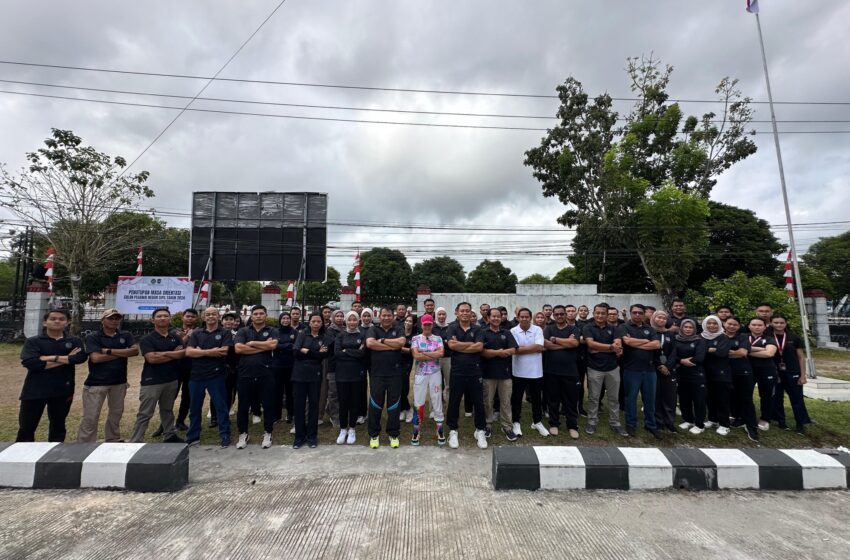  Kakanwil Ditjenpas Kalteng Bersama Jajaran Gelar Jalan Sehat dan Senam Bersama: Wujudkan Semangat Sehat dan Kebersamaan