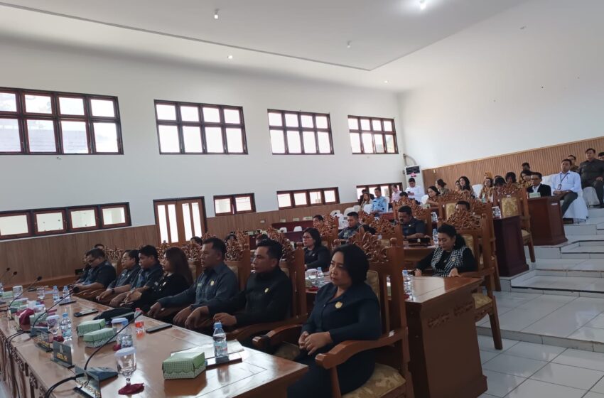  DPRD Minta Tenaga Pendidik Harus Tingkatkan Kompetensi