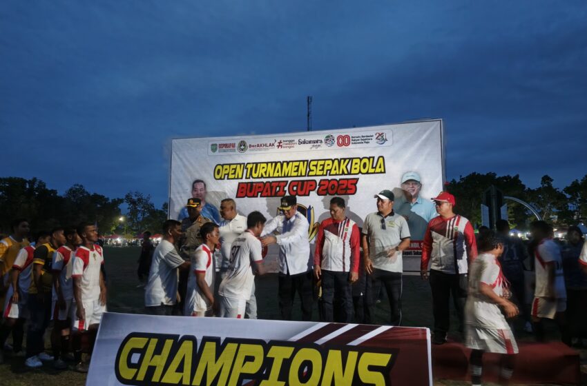 Pemdes Asam Besar FC Raih Juara I Turnemen Bupati Cup Sukamara 2025