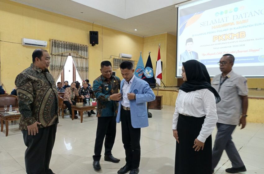  Wabup Buka PKKMB Mahasiswa PSDKU Polnep Sukamara